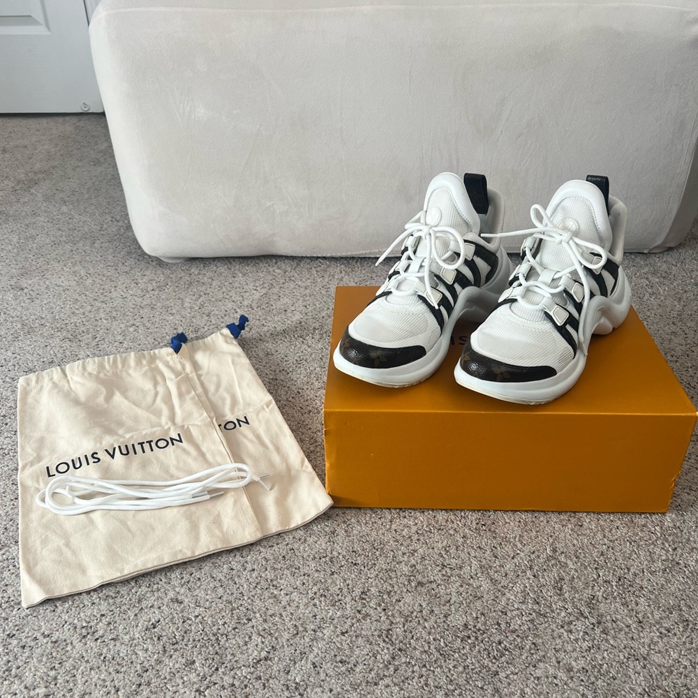 LOUIS VUITTON AUTHENTIC ARCHLIGHT SNEAKERS